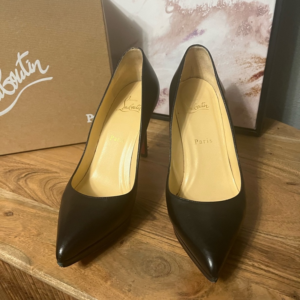 Christian Louboutin Pigalle Plato 100 Nappa Shiny 37.5 3160698 Lighty worn once